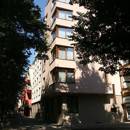 Lazensky Hotel Park Poděbrady Kültér fotó